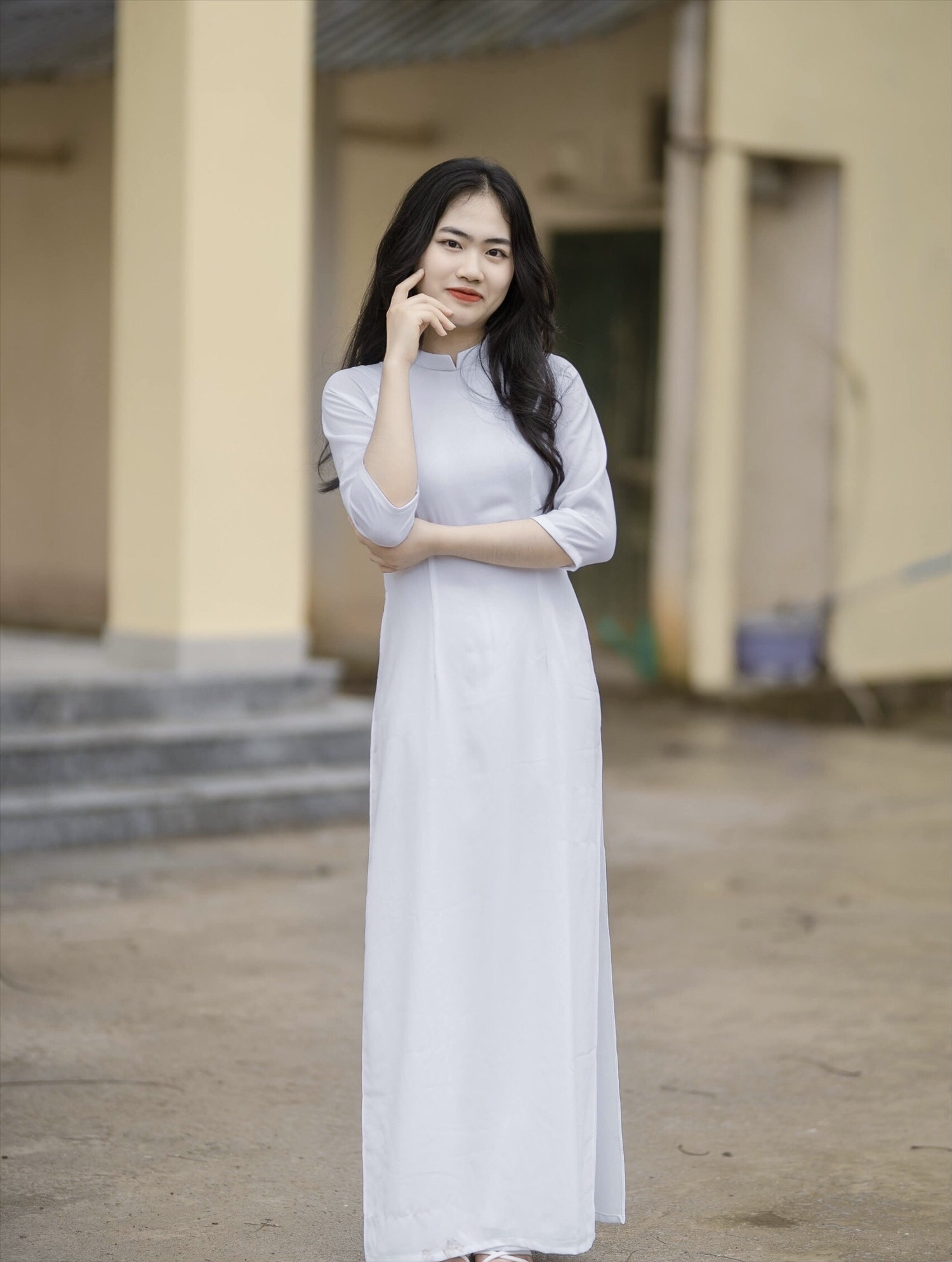 Lý Diệu Chi được biết đến là cô gái dân tộc Nùng, với những thành tích đáng nể trong kỳ thi tốt nghiệp THPT vừa qua