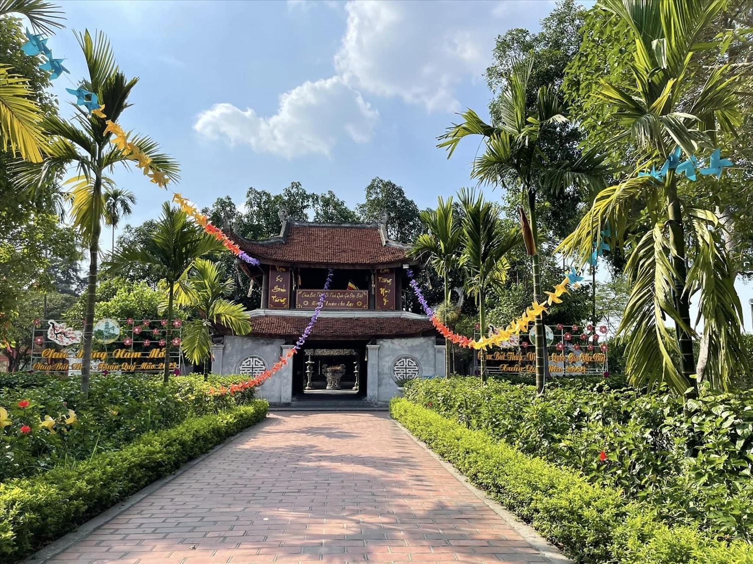 Chùa Bút Tháp (Thuận Thành, Bắc Ninh) - ngôi chùa lâu đời, minh chứng cho bề dày văn hoá Phật giáo ở nước ta