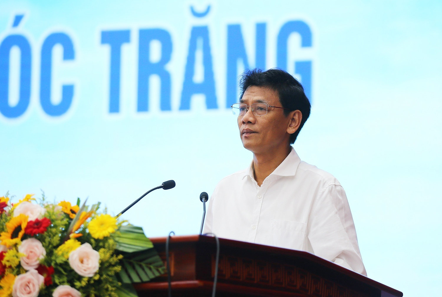 Bí thư Tỉnh ủy Sóc Trăng Lâm Văn Mẫn phát biểu tại Hội thảo Bí thư Tỉnh ủy Sóc Trăng Lâm Văn Mẫn phát biểu tại Hội thảo