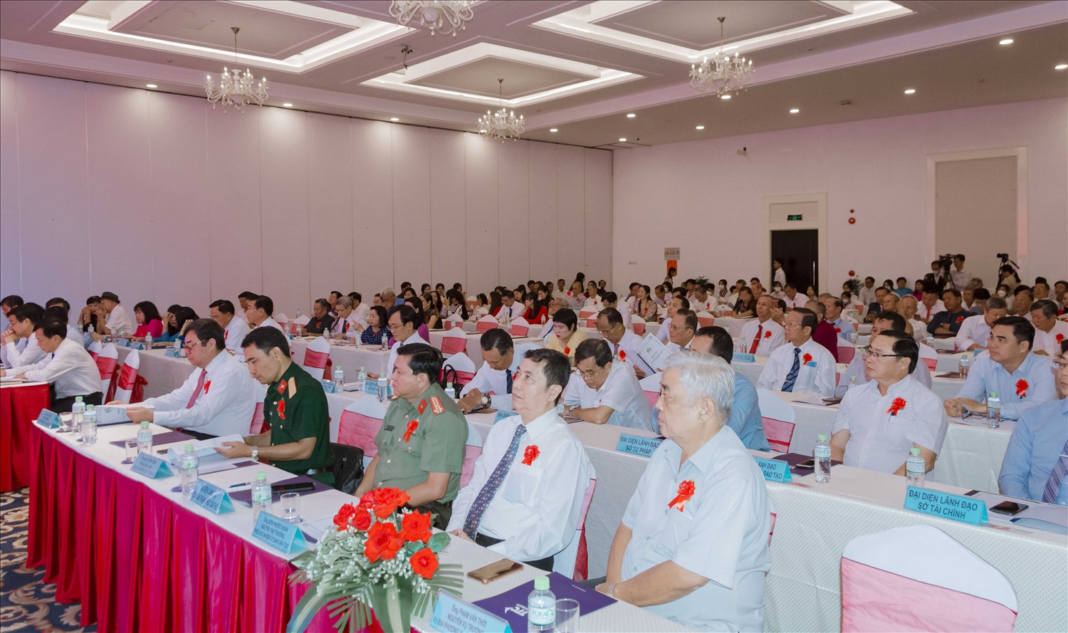 Các đại biểu tham dự buổi họp mặt truyền thống Cách mạng người hoa TP. Cần Thơ lần thứ X năm 2023