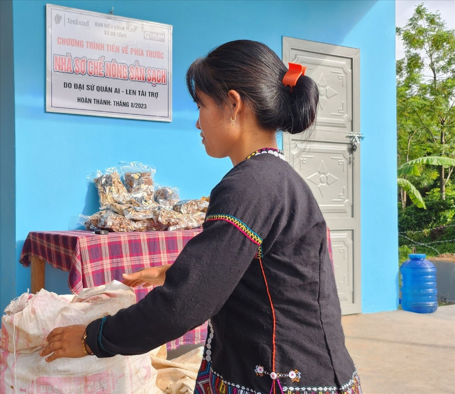 THT nông sản sạch Ba Tầng giúp nhiều phụ nữ Vân Kiều có thu nhập ổn định từ 100.000 đồng  đến 150.000 đồng/ngày.