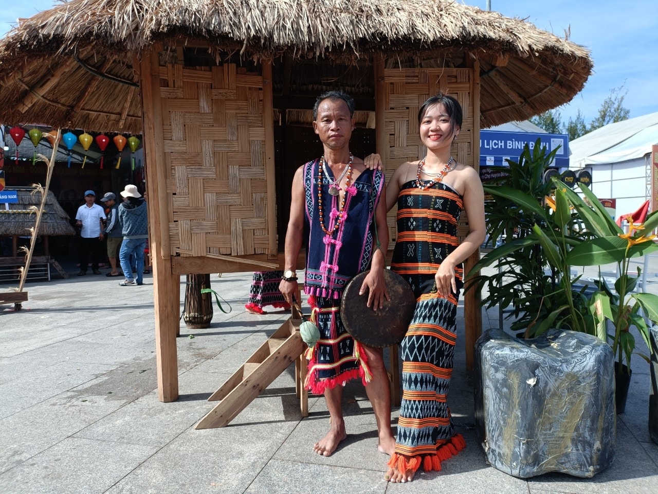 Trang phục truyền thống của người Cơ tu, tỉnh  Quảng Nam