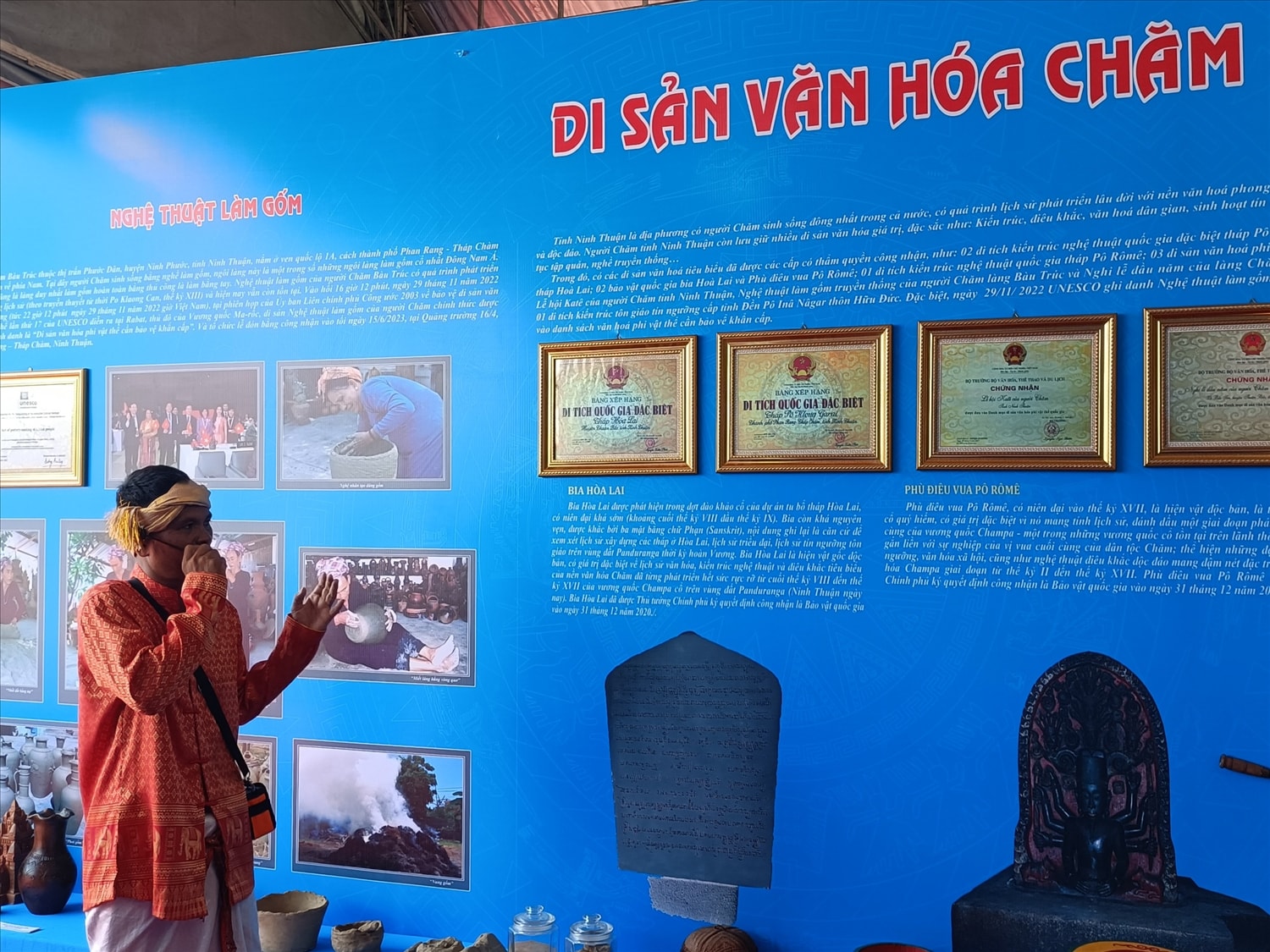 Giới thiệu các di sản văn hóa Chăm ( Ninh thuận) đến với du khách Giới thiệu các di sản văn hóa Chăm (Ninh Thuận) đến với du khách
