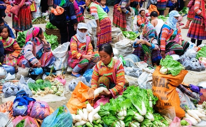 Sắc màu chợ phiên Cốc Pài