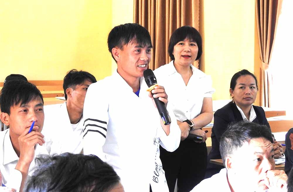 Không khí trao đổi sôi nỗi giữa học viên và báo cáo viên