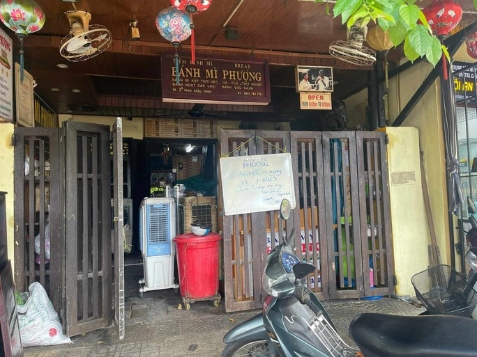  Từ vụ ngộ độc thực phẩm tại các điểm du lịch, bài toán đặt ta không đơn thuần là việc đảm bảo an toàn vệ sinh thực phẩm mà còn là vấn đề bảo vệ, giữ vững thương hiệu du lịch mà các cơ quan, tổ chức, cá nhân đã và đang dày công xây dựng