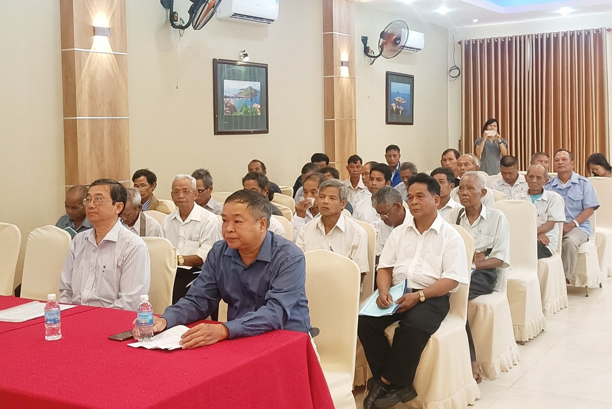 Người có uy tín tham gia tập huấn, bồi dưỡng kiến thức do Ban Dân tộc tỉnh Khánh Hòa tổ chức.