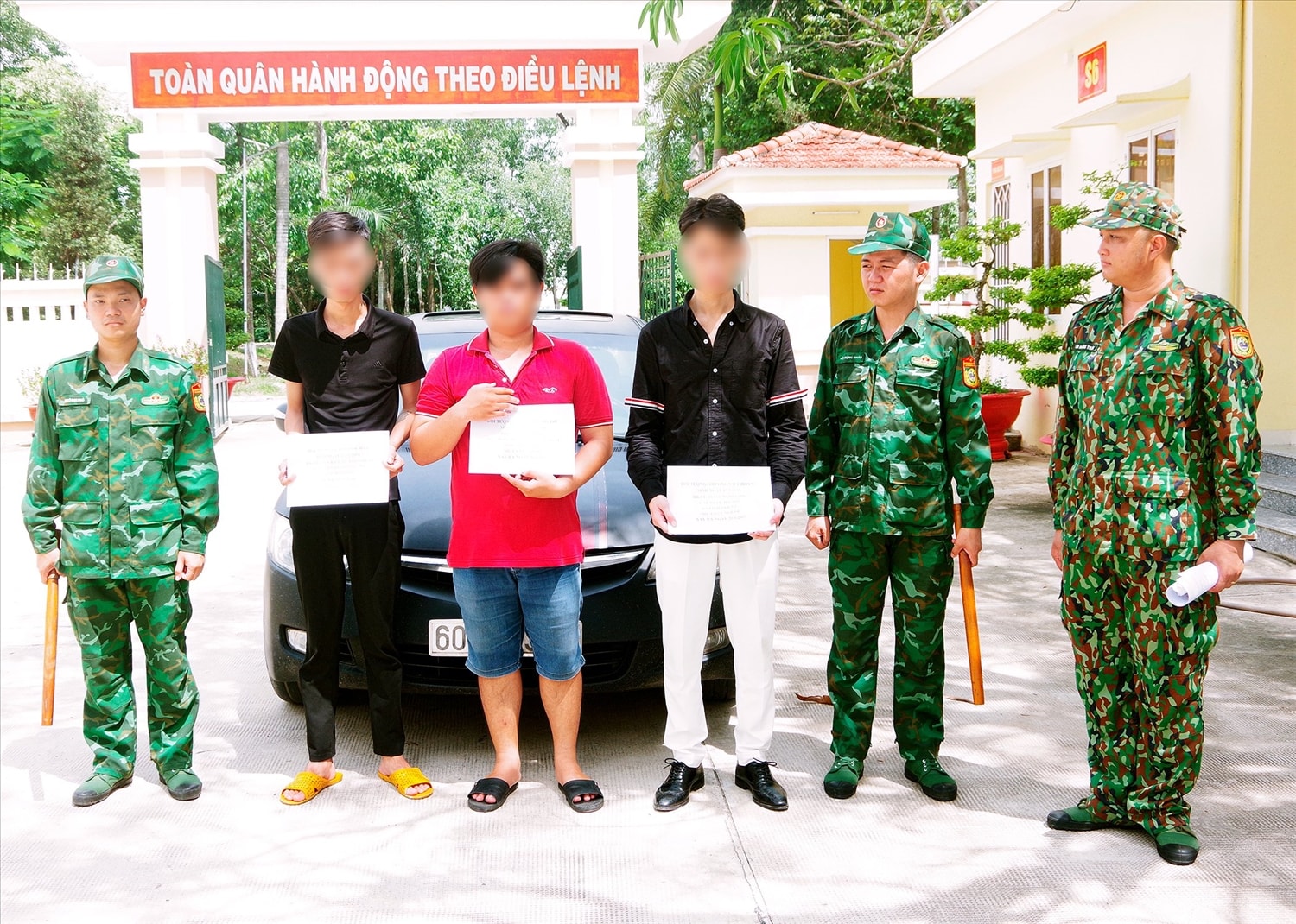 Các đối tượng trong đường dây mua bán người qua biên giới do Đồn Biên phòng Cửa khẩu Mỹ Quý Tây triệt phá, bắt giữ.