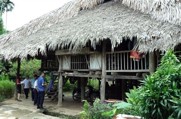 Xóm Bản Đông, xã Ôn Lương hiện có 19 nhà sàn truyền thống dân tộc Tày được lưu giữ nguyên bản