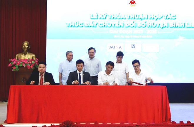 “Ngày hội công dân số” tại huyện vùng cao Bình Liêu 
