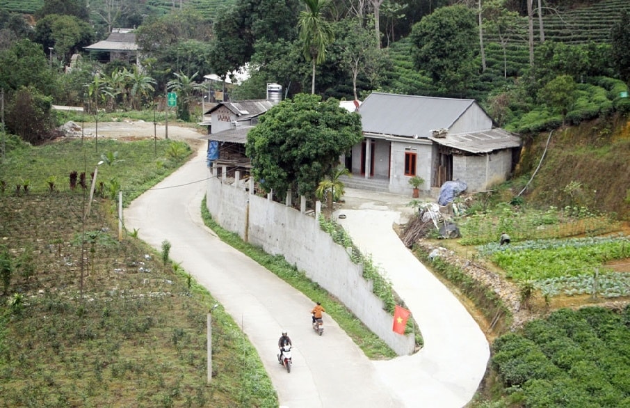 Chương trình 1719 được triển khai hiệu quả đã góp phần quan trọng làm thay đổi diện mạo vùng nông thôn, miền núi của tỉnh. (Trong ảnh: Một góc xã La Bằng, huyện Đại Từ) Chương trình 1719 được triển khai hiệu quả đã góp phần quan trọng làm thay đổi diện mạo vùng nông thôn, miền núi của tỉnh. (Trong ảnh: Một góc xã La Bằng, huyện Đại Từ)