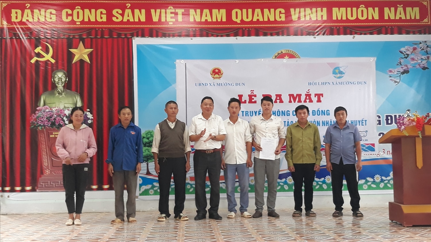 Lễ ra mắt Tổ truyền thông cộng đồng và truyền thông phòng chống tảo hôn, hôn nhân cận huyết xã Mường Đun (Tủa Chùa)