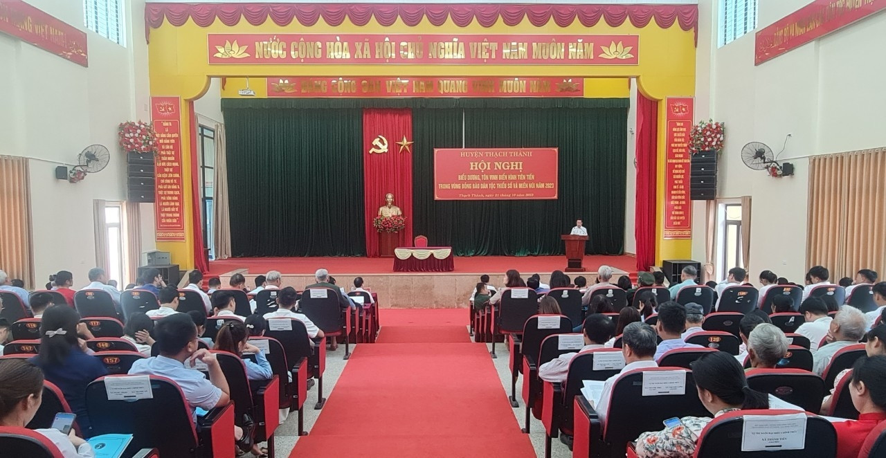 Toàn cảnh Hội nghị Toàn cảnh Hội nghị