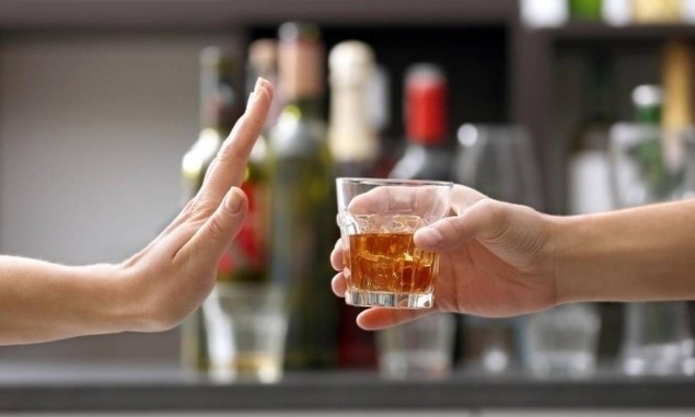 (Tổng hợp) Ngộ độc rượu nguy hiểm thế nào? 2
