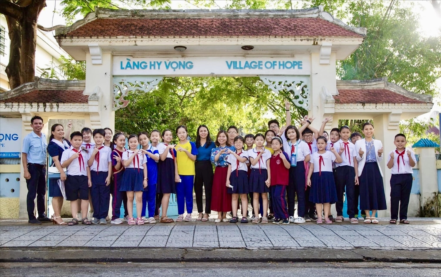 Hơn 30 năm qua, Làng Hy Vọng đã thực sự trở thành mái ấm, gia đình của trẻ em mồ côi, khuyết tật, trở thành địa chỉ của tình thương và hy vọng. Hơn 30 năm qua, Làng Hy Vọng đã thực sự trở thành mái ấm, gia đình của trẻ em mồ côi, khuyết tật, trở thành địa chỉ của tình thương và hy vọng.