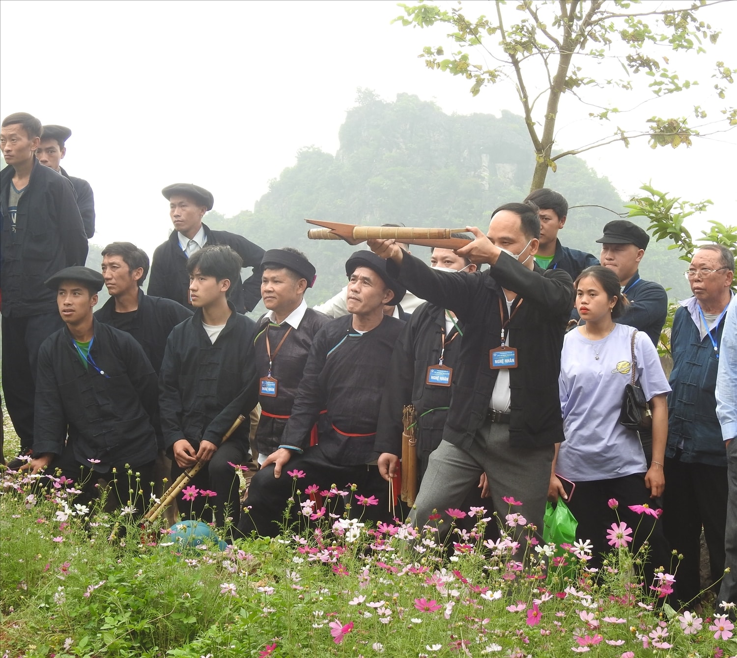 Nhiều giá trị văn hóa, lễ hội, phong tục tập quán của đồng bào các DTTS được bảo tồn và phát huy