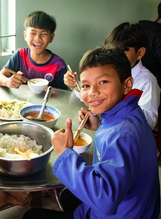 Thủ tướng chính phủ đã phê duyệt chương trình mục tiêu giảm nghèo bền vững tại Quyết định số 90/QĐ-TTg ngày 18/01/2022 giai đoạn 2021-2025 với mục tiêu tỷ lệ hộ nghèo đa chiều duy trì mức giảm từ 1 – 1,5%/năm. Thủ tướng chính phủ đã phê duyệt chương trình mục tiêu giảm nghèo bền vững tại Quyết định số 90/QĐ-TTg ngày 18/01/2022 giai đoạn 2021-2025 với mục tiêu tỷ lệ hộ nghèo đa chiều duy trì mức giảm từ 1 – 1,5%/năm.
