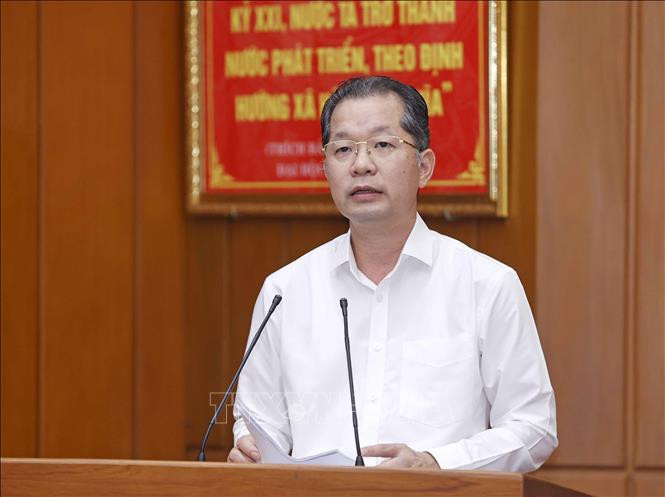 Bí thư Thành uỷ Đà Nẵng Nguyễn Văn Quảng báo cáo các mặt công tác của Đảng bộ Thành phố, tình hình phát triển kinh tế-xã hội 9 tháng năm 2023, phương hướng, nhiệm vụ các tháng cuối năm 2023...