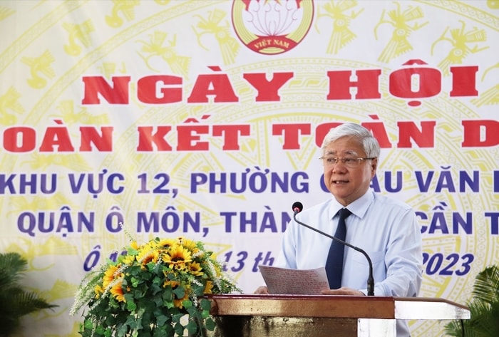 Chủ tịch Ủy ban Trung ương MTTQ Việt Nam Đỗ Văn Chiến phát biểu tại Ngày hội Chủ tịch Ủy ban Trung ương MTTQ Việt Nam Đỗ Văn Chiến phát biểu tại Ngày hội
