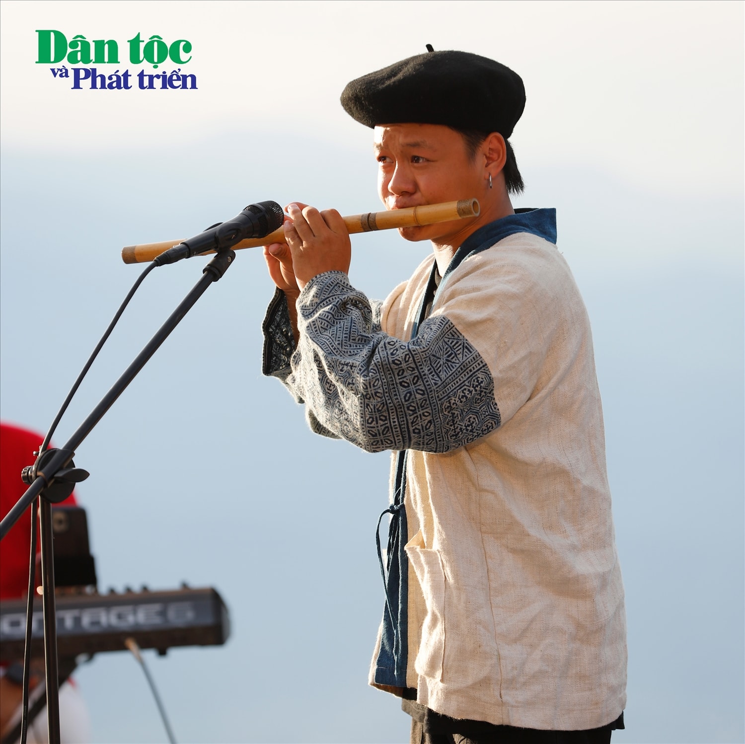 Minh Cường tại buổi biểu diễn nhạc cụ tại xã Phình Hồ, huyện Trạm Tấu, tỉnh Yên Bái. (Ảnh Vàng Ni) Minh Cường tại buổi biểu diễn nhạc cụ tại xã Phình Hồ, huyện Trạm Tấu, tỉnh Yên Bái. (Ảnh Vàng Ni)