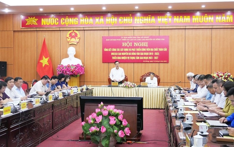 Hội nghị tổng kết Công tác xây dựng và phát triển Công viên địa chất toàn cầu Cao nguyên đá Đồng Văn (giai đoạn 2018 - 2022), được tổ chức vào chiều 16/8 tại tỉnh Hà Giang.