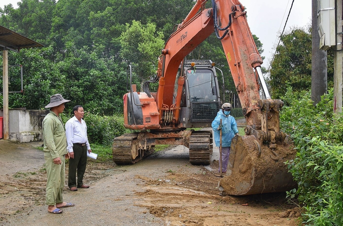 Xây dựng bản làng no ấm, bình yên là niềm day dứt của Bí thư kiêm trưởng bản Lòi Sim