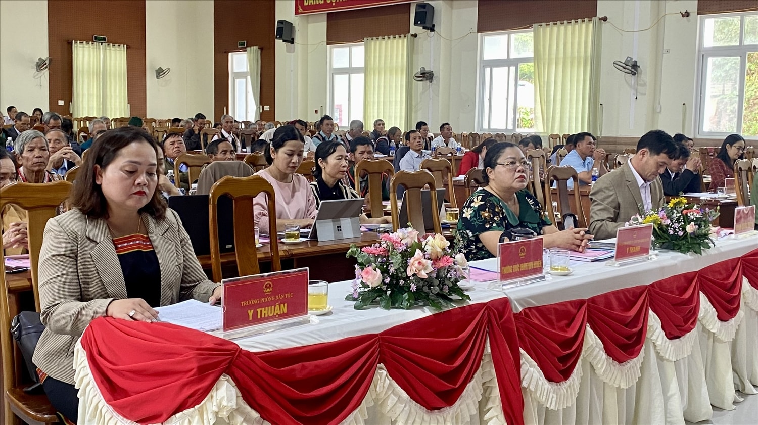 Các đại biểu tham dự Hội nghị 