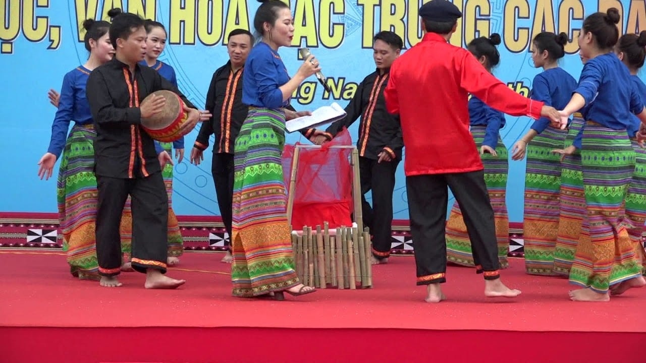 (Chuyên đề Dân tộc ít người): Chương trình MTQG 1719 và sự bứt phá vươn lên của đồng bào Chứt: Vươn lên làm giàu, nuôi con thành tài (Bài 3) 1