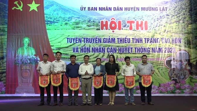 Mường Lát đã tổ chức Hội thi tuyên truyền giảm thiểu tình trạng tảo hôn và hôn nhân cận huyết thống trong vùng đồng bào dân tộc thiểu số năm 2023