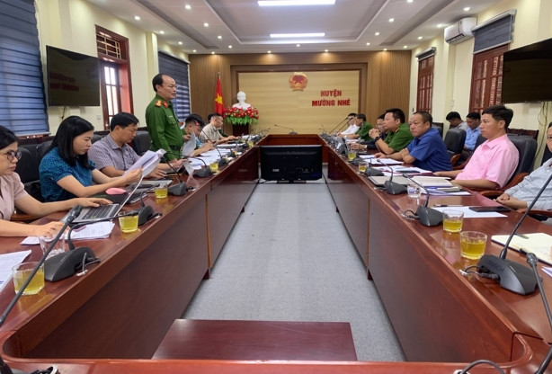 CĐ Bùi Hạ Bảo hiểm xã hội huyện Mường Nhé tích cực đồng bộ dữ liệu người tham gia bảo hiểm với dữ liệu dân cư quốc gia theo Đề án 06.