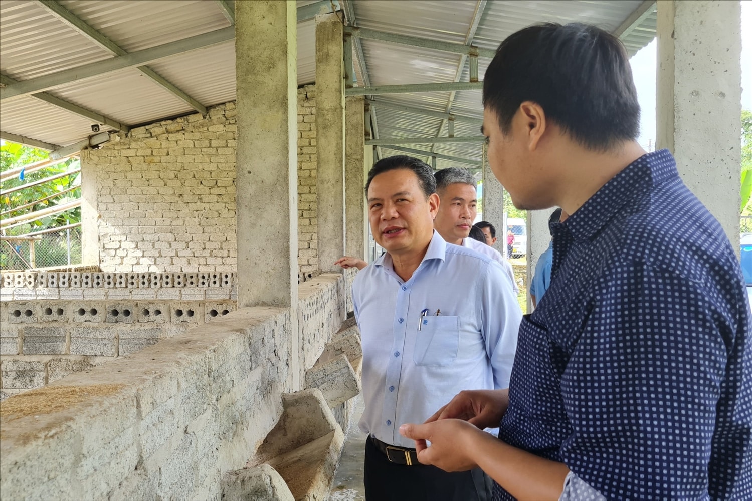 Thứ trưởng Bộ Lao động – Thương binh và Xã hội Lê Văn Thanh kiểm tra dự án đầu tư từ nguồn vốn chương trình MTQG tại huyện Nam Giang Thứ trưởng Bộ Lao động – Thương binh và Xã hội Lê Văn Thanh kiểm tra dự án đầu tư từ nguồn vốn chương trình MTQG tại huyện Nam Giang