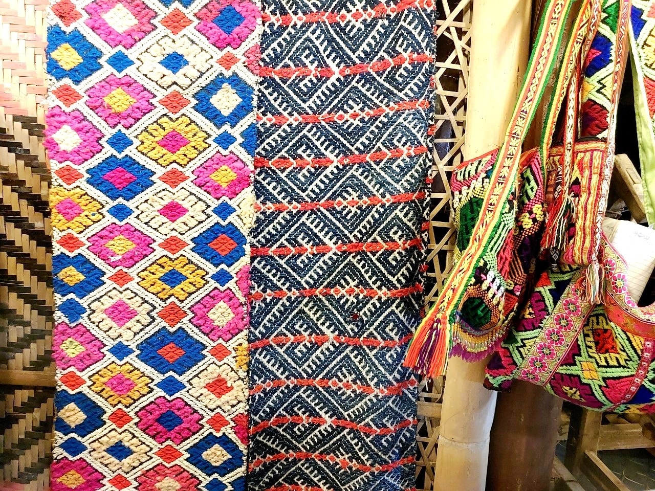 (BCĐ- Thông tin đối ngoại) Thổ cẩm Nghĩa Đô 