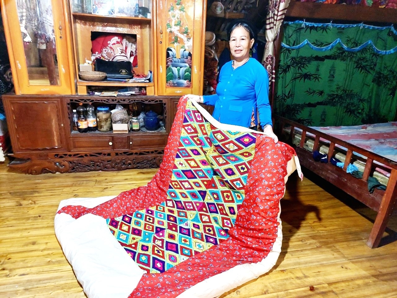 (BCĐ- Thông tin đối ngoại) Thổ cẩm Nghĩa Đô 