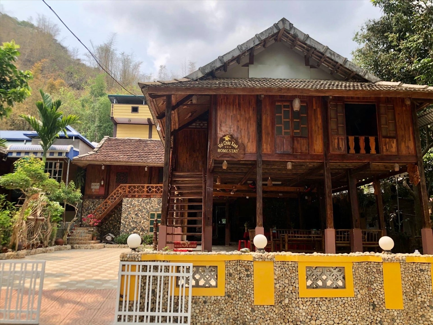 Du lịch cộng đồng ngày càng được mở rộng trên cả nước với nhiều mô hình phát triển khá thành công Du lịch cộng đồng ngày càng được mở rộng trên cả nước với nhiều mô hình phát triển khá thành công