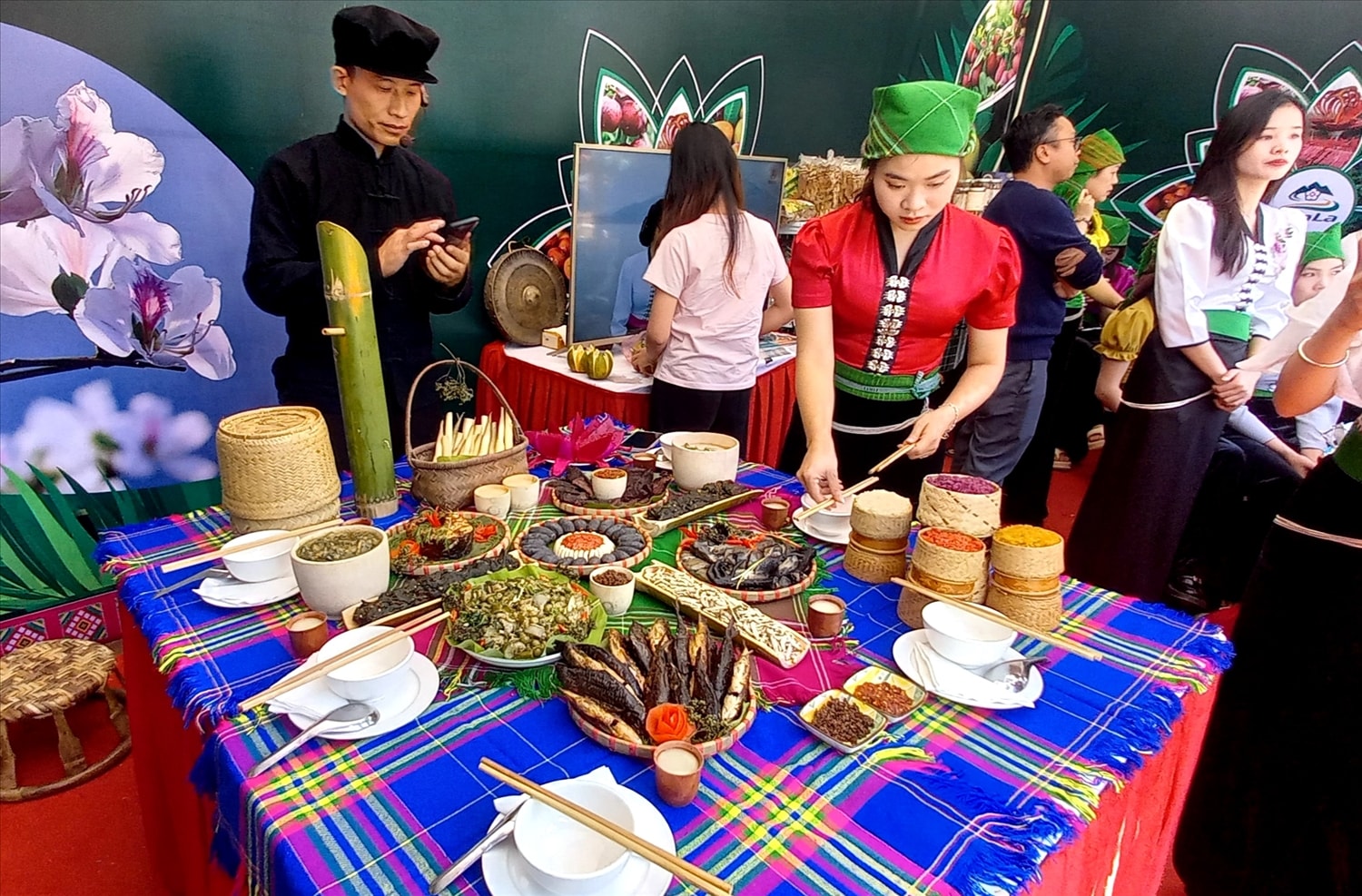 Văn hóa ẩm thực là phần không thể thiếu trong phát triển du lịch cộng đồng Văn hóa ẩm thực là phần không thể thiếu trong phát triển du lịch cộng đồng