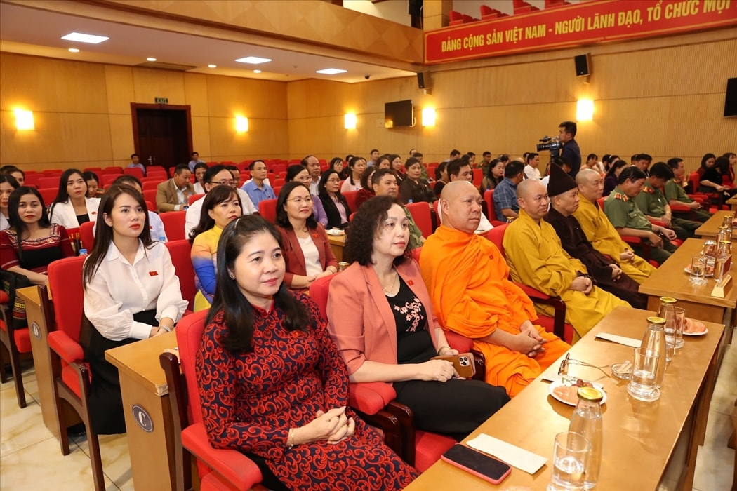 Đảng ủy Công an Trung ương tổ chức gặp mặt các đại biểu Quốc hội Khóa XV là chức sắc tôn giáo, người DTTS nhân dịp Kỳ họp thứ 4, Quốc hội khóa XV. 