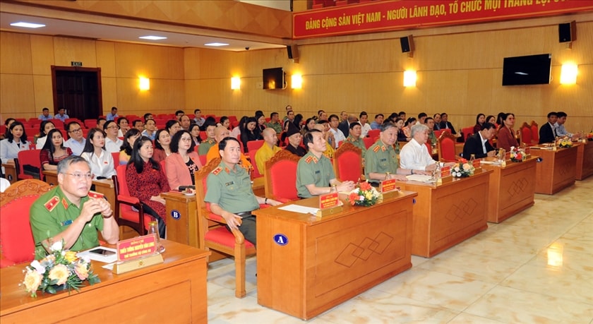 Nhiệm kỳ 2021 – 2026, có 05 vị chức sắc trúng cử đại biểu Quốc hội khóa XV. (Trong ảnh: Các đại biểu Quốc hội Khóa XV là chức sắc tôn giáo, người DTTS tại buổi gặp mặt do Đảng ủy Công an Trung ương tổ chức nhân dịp Kỳ họp thứ 4, Quốc hội khóa XV )