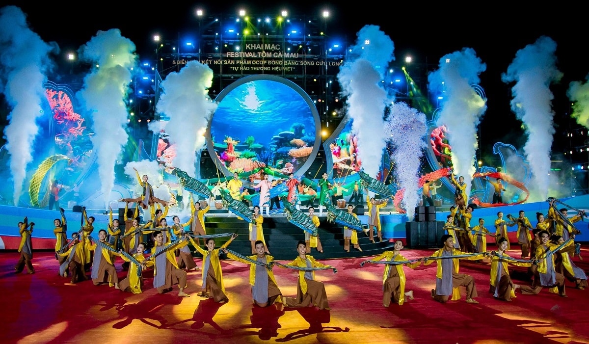 Lễ Khai mạc Festival Tôm Cà Mau và Diễn đàn kết nối sản phẩm OCOP ĐBSCL năm 2023 với chủ đề “Tôm Cà Mau - Tự hào thương hiệu Việt”. Lễ Khai mạc Festival Tôm Cà Mau và Diễn đàn kết nối sản phẩm OCOP ĐBSCL năm 2023 với chủ đề “Tôm Cà Mau - Tự hào thương hiệu Việt”.