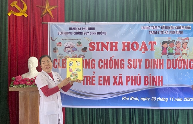 Chiêm Hóa (Tuyên quang): Tổ chức sinh hoạt câu lạc bộ phòng, chống suy dinh dưỡng trẻ em ở Phú Bình 