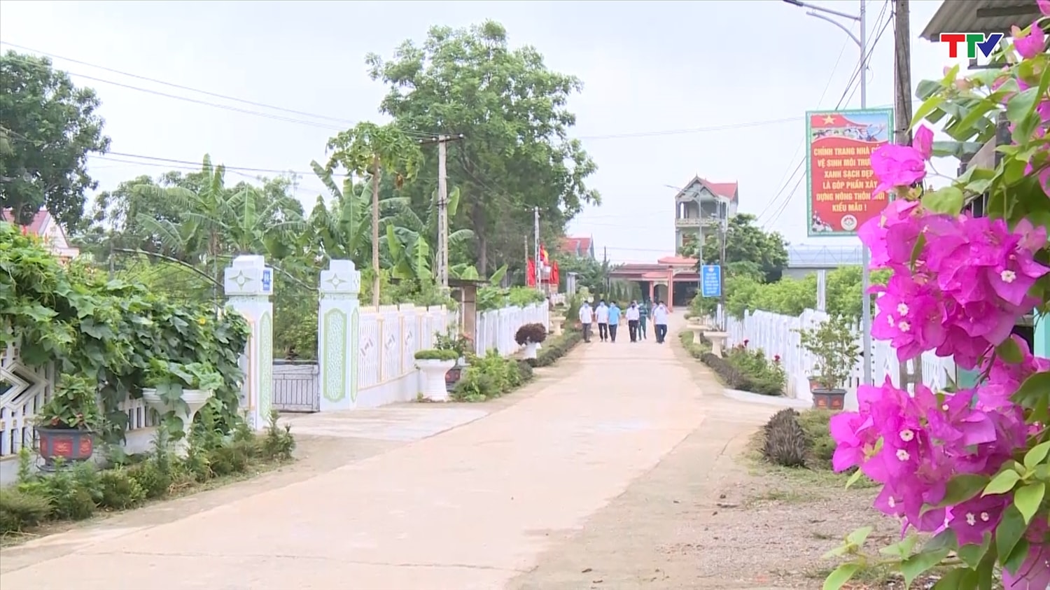 Vùng đồng bào DTTS và miền núi đã đạt được nhiều kết quả tích cực trong xây dựng NTM, giảm nghèo bền vững. (Trong ảnh: Diện mạo nông thôn miền núi ở huyện Như Thanh, tỉnh Thanh Hóa)
