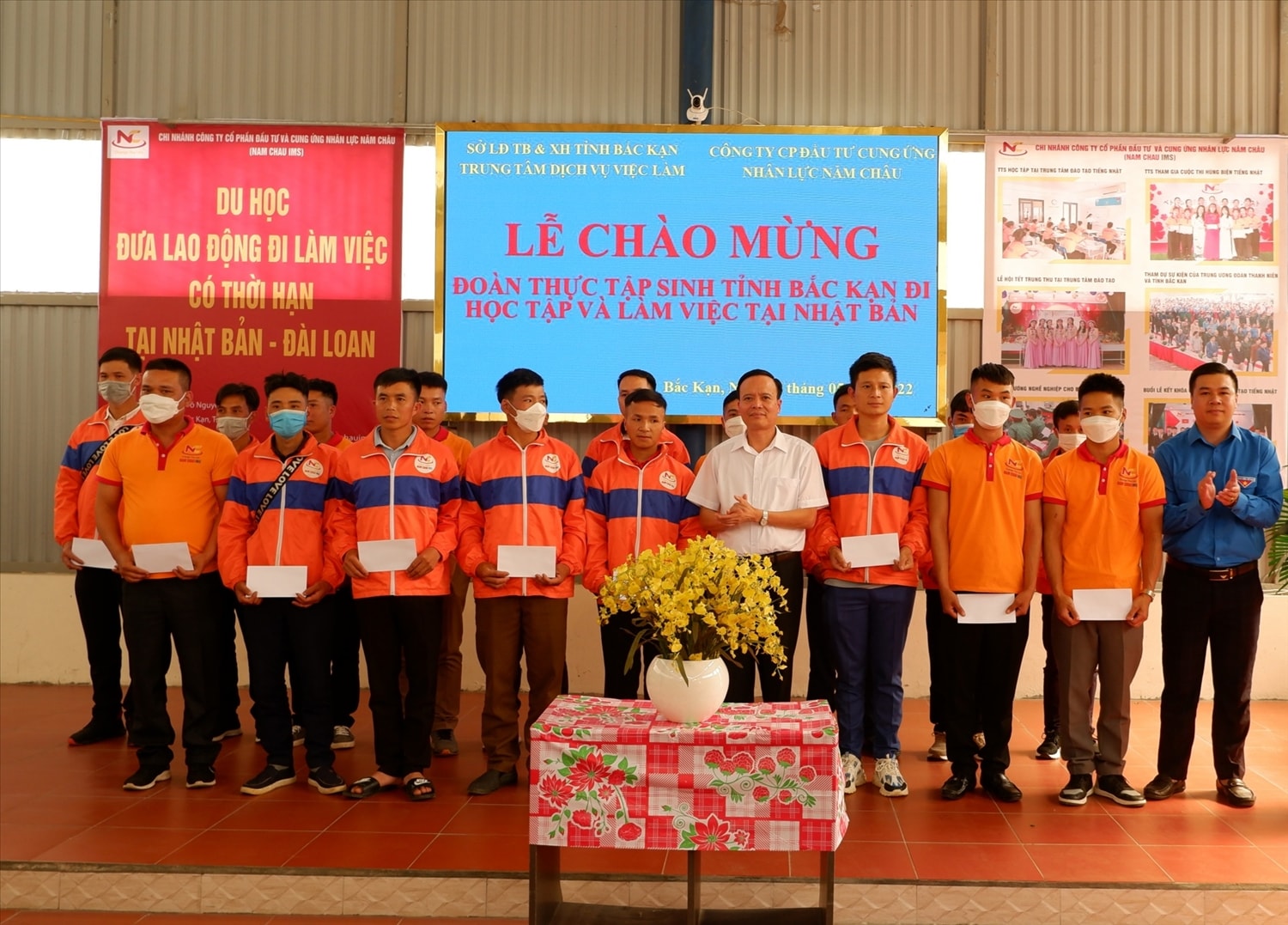 (Ban CĐ- Thông tin đối ngoại) Bắc Kạn: Tích cực hỗ trợ cho đồng bào dân tộc thiểu số đi làm việc ở nước ngoài
