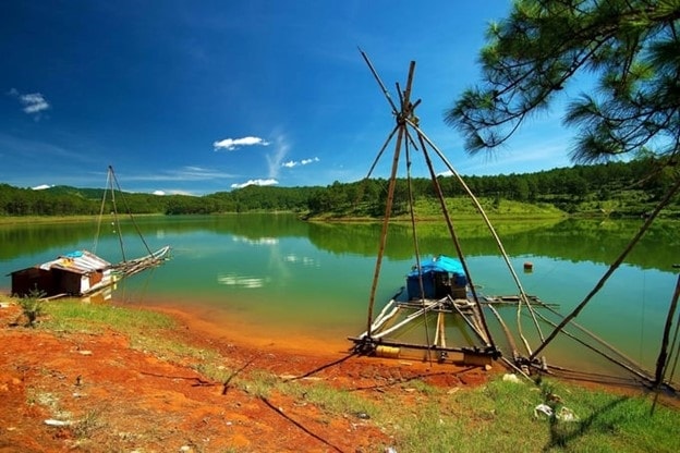 (BCĐ - Thông tin đối ngoại) Hồ Tuyền Lâm (Lâm Đồng) được UNESCO vinh danh khu du lịch tiêu biểu châu Á - Thái Bình Dương. 5
