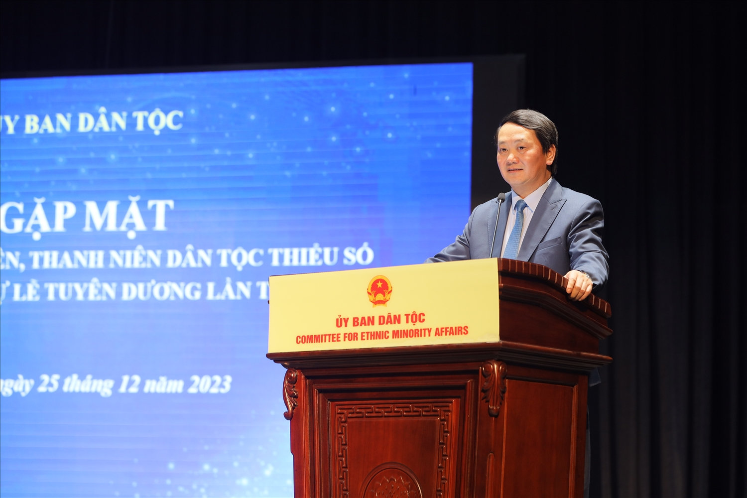 Bộ trưởng, Chủ nhiệm UBDT Hầu A Lềnh phát biểu tại buổi gặp mặt (Ảnh: Vũ Mừng)