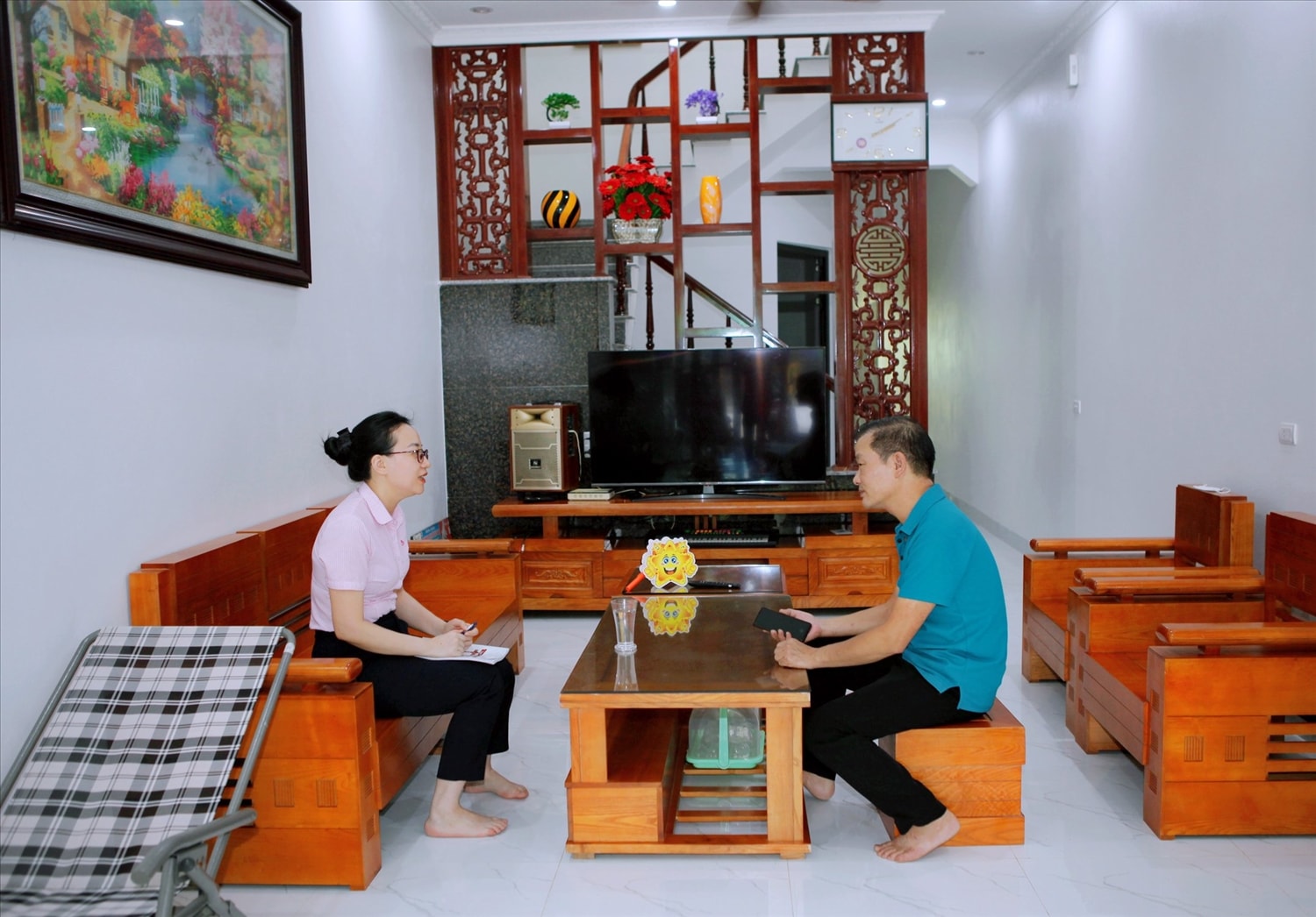 Nhờ Nghị định 100, được hỗ trợ vốn tín dụng ưu đãi, gia đình anh Nguyễn Thanh Chuyền, tổ dân phố Quyết Thắng, thị trấn Sơn Dương đã xây được căn nhà kiên cố, khang trang.