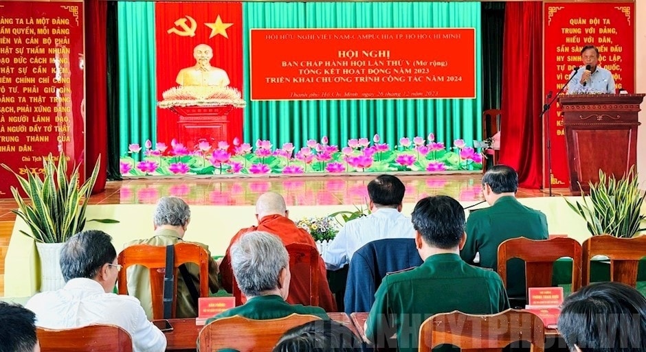 Đẩy mạnh hoạt động từ thiện giúp người dân vùng biên giới Việt Nam - Campuchia 