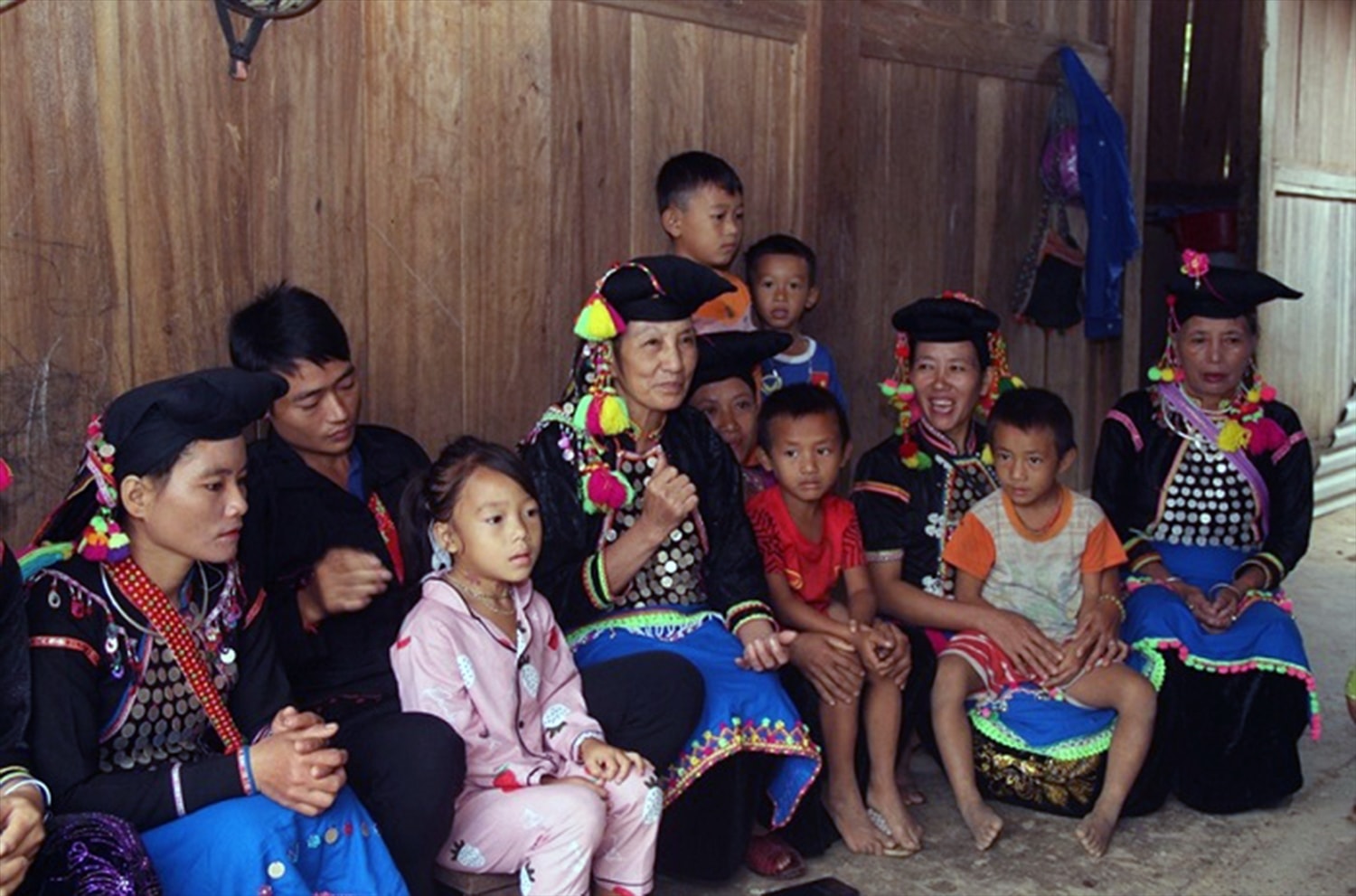 Nghệ nhân cao niên truyền dạy dân ca cho thế hệ trẻ người Si La Nghệ nhân cao niên truyền dạy dân ca cho thế hệ trẻ người Si La