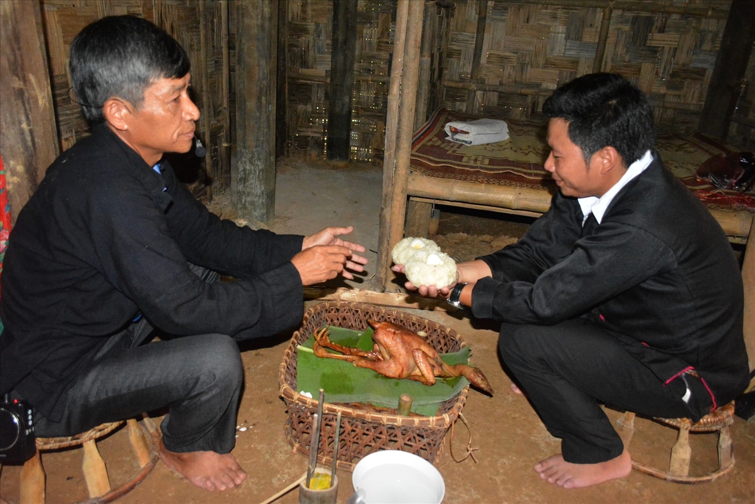 Độc, lạ phong tục cưới hỏi của dân tộc Si La 3