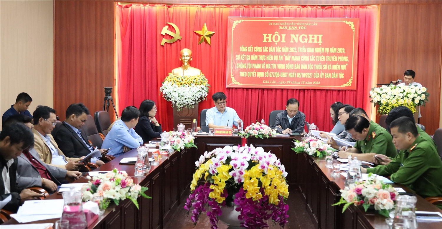 Quang cảnh hội nghị