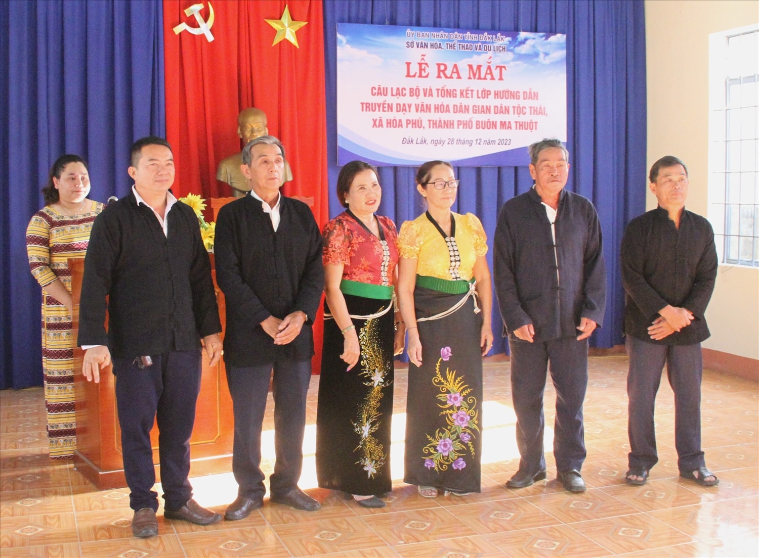 Ban chủ nhiệm CLB ra mắt tại buổi lễ