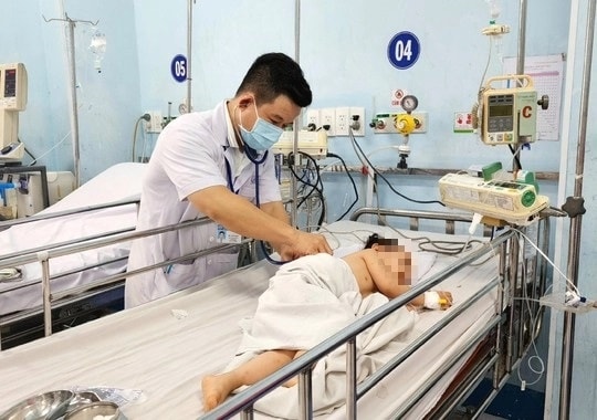 (Tổng hợp) Số ca tử vong do mắc tay chân miệng tăng hơn 10 lần so với năm 2022 1